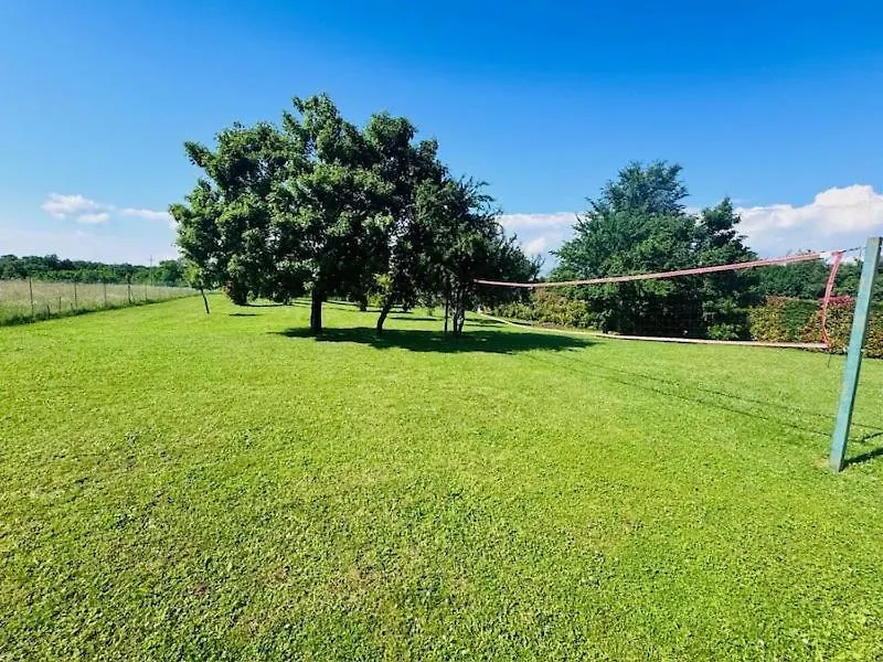Villa Renzo بوجي